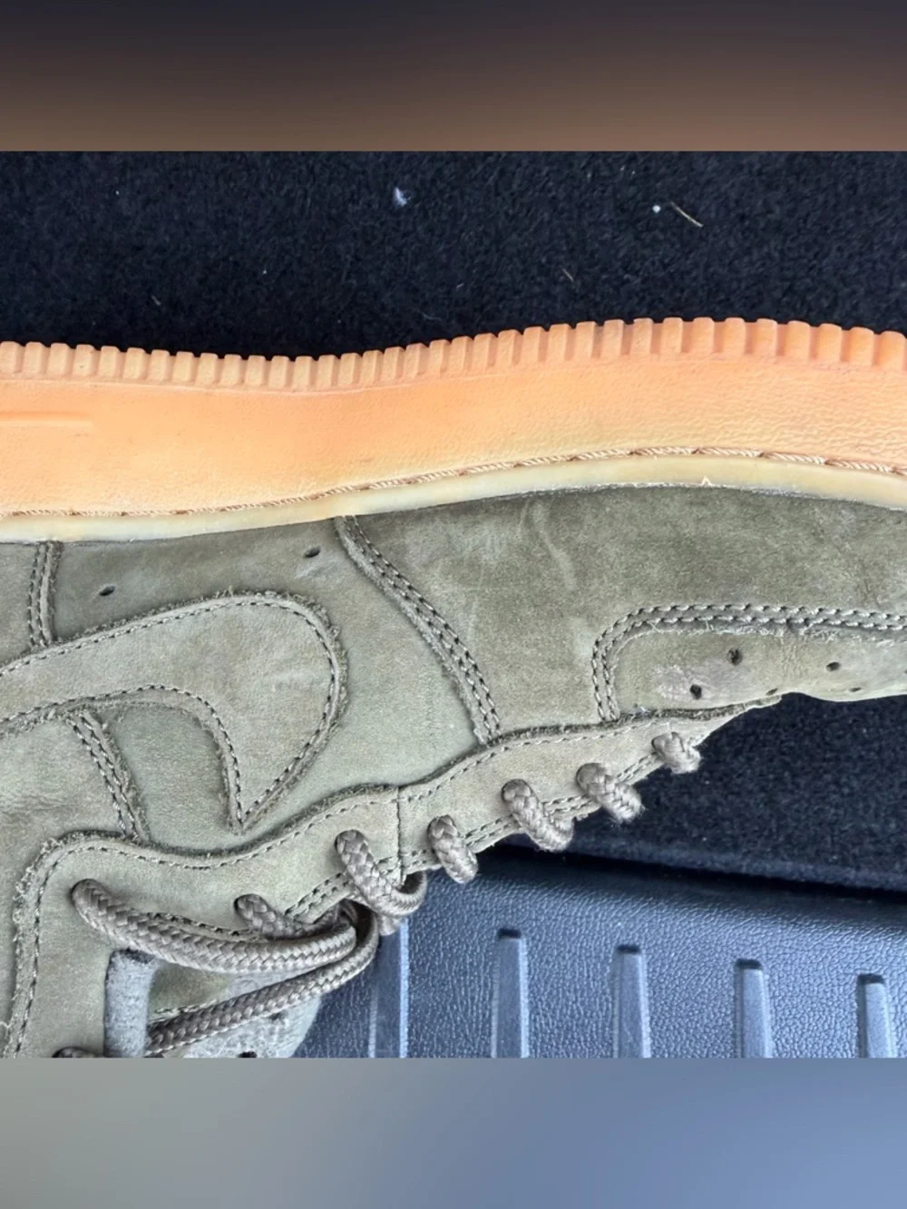 NIKE AIR FORCE 1 HIGH WB GS 922066-202 Youth Size 6 Olive Green